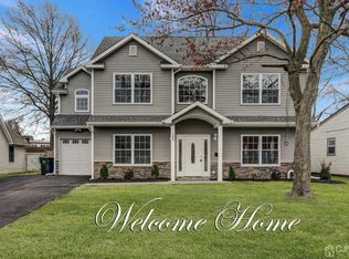 15 Wendy Rd, Colonia, NJ 07067