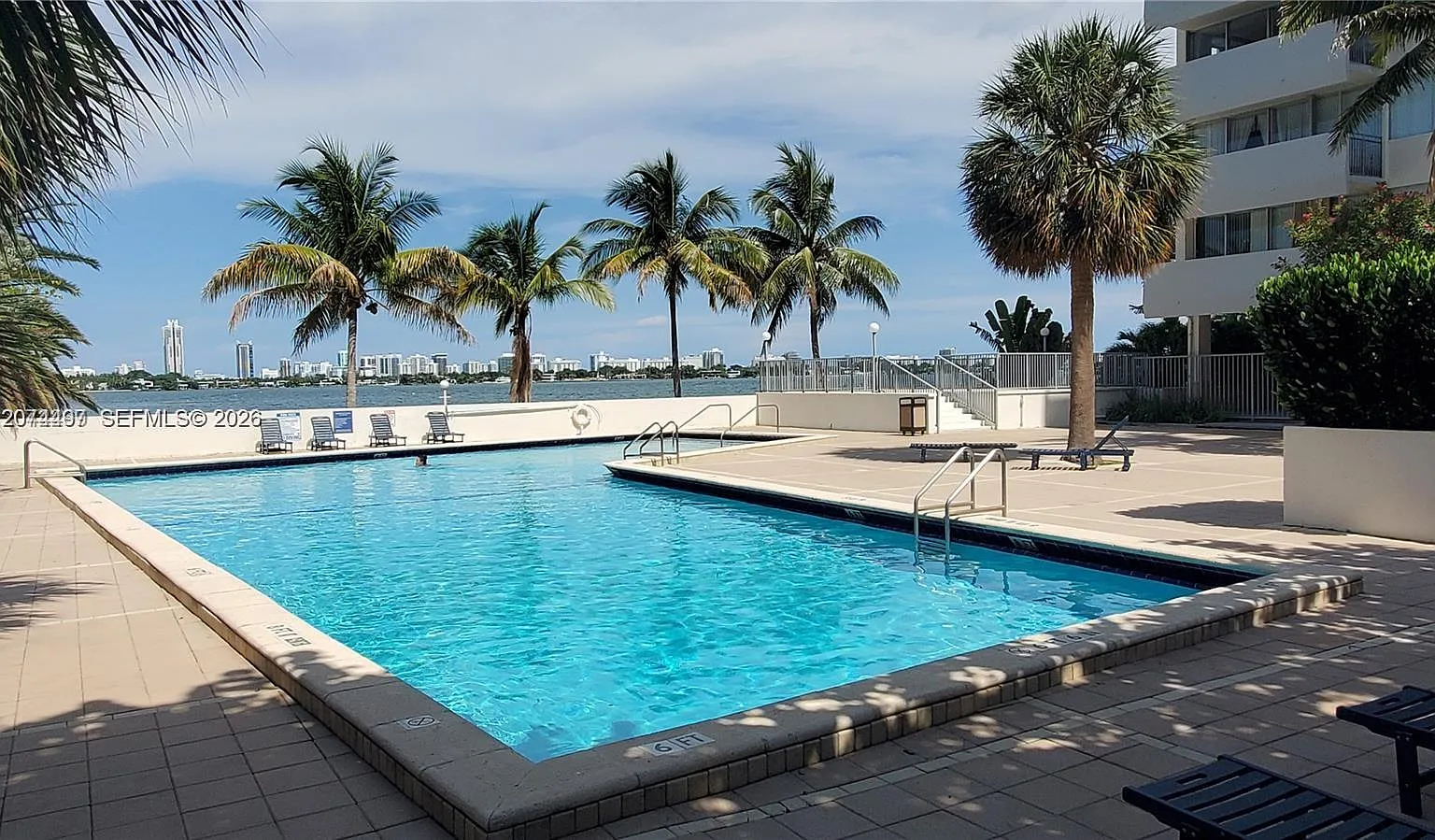 Caribbean Towers Condo — Photo 2