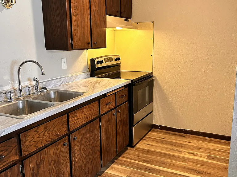 518 Oak Ave — Photo 6