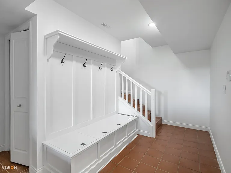 3175 Mathers Ave — Photo 12