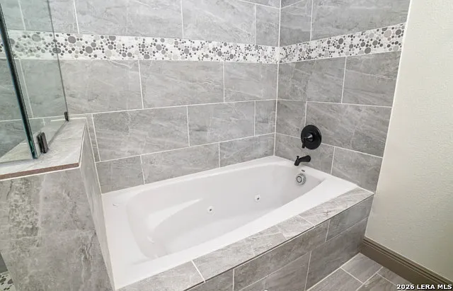 222 E Lindbergh Blvd — Photo 17