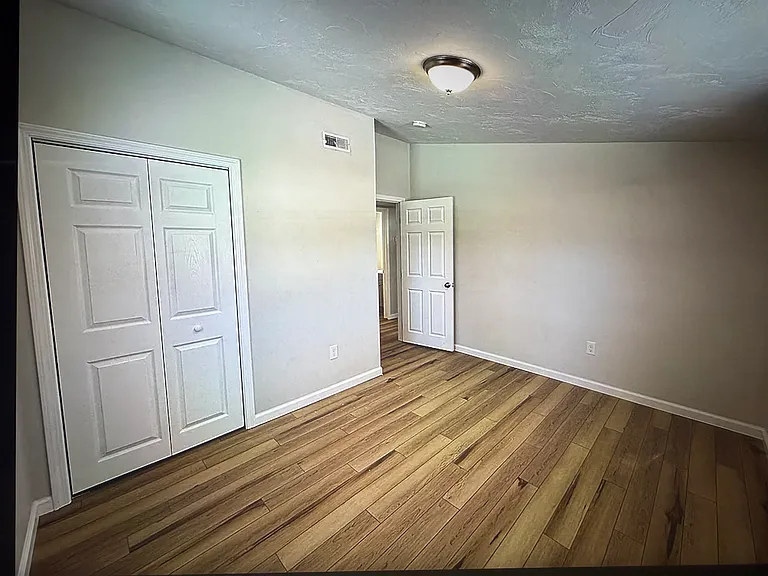 113 Paula Cir #1 — Photo 11