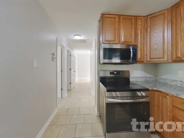 1041 Rabon Pond Dr — Photo 5