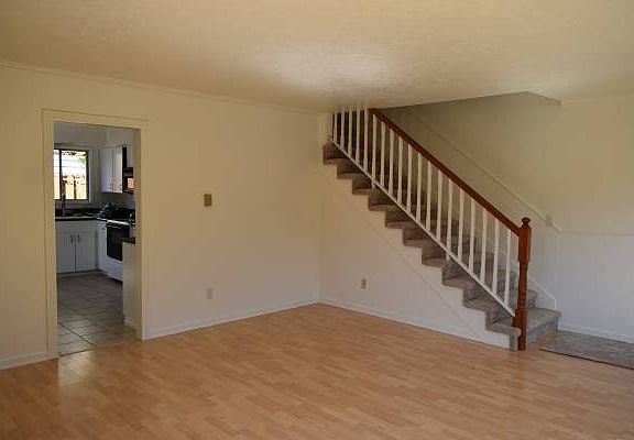 5th image of 11180 SW Bel Aire Ln