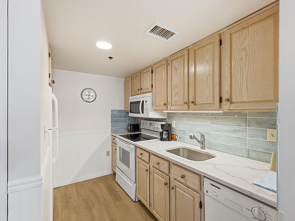 3rd image of 901 Ocean Ave #314