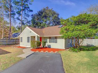 1110 Daffodil Ln, Mount Pleasant, SC 29464