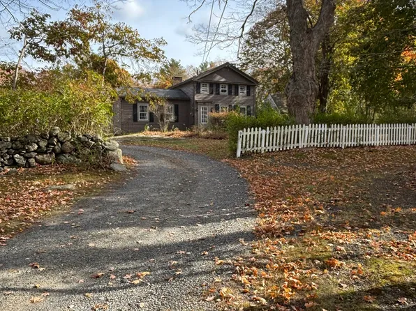95 Buttonball Road, Old Lyme, CT 06371
