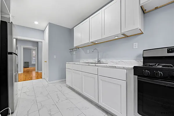 Rented by ERNY LLC | media 2