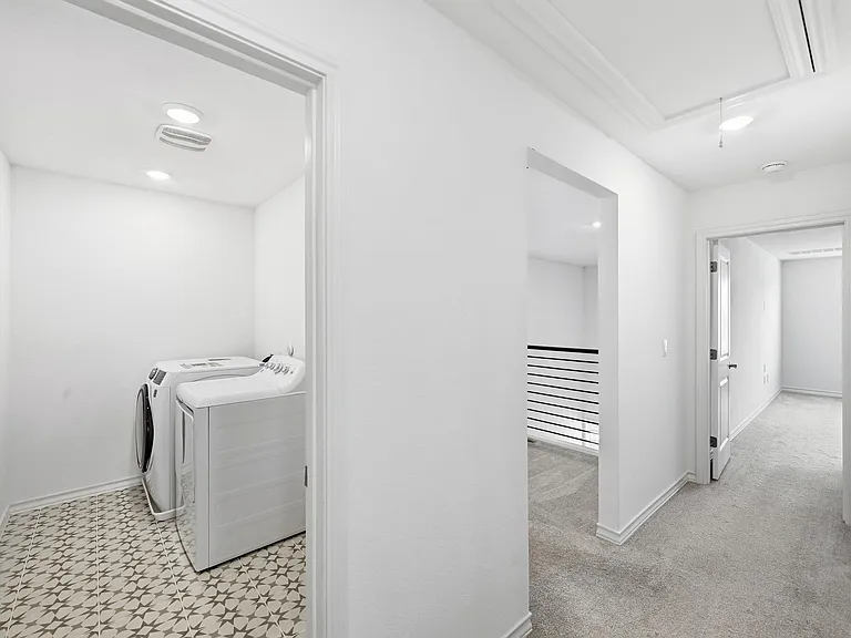 2907 Tavern Dr — Photo 29