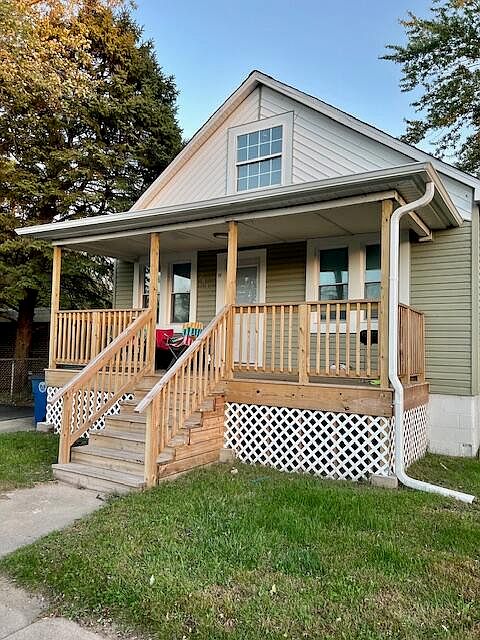 1st image of 2033 Fairview Ave