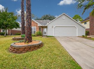 8439 Sunny Ridge Dr, Houston, TX 77095