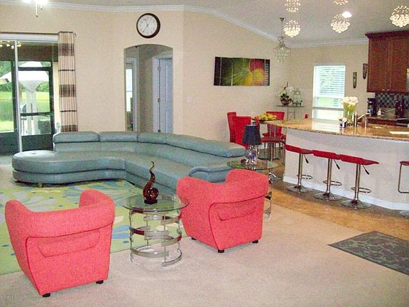 5th image of 371 Huffner Hill Cir
