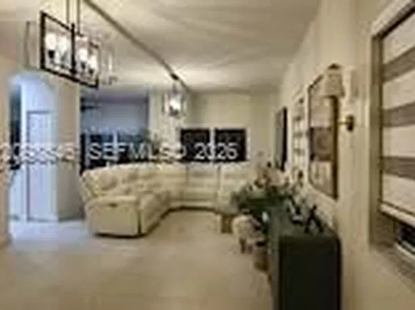 3127 NE 4th St, Homestead, FL 33033