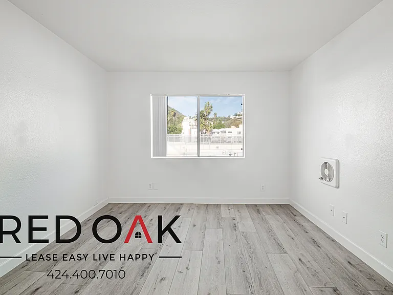 1755 N El Cerrito Pl #404 — Photo 13