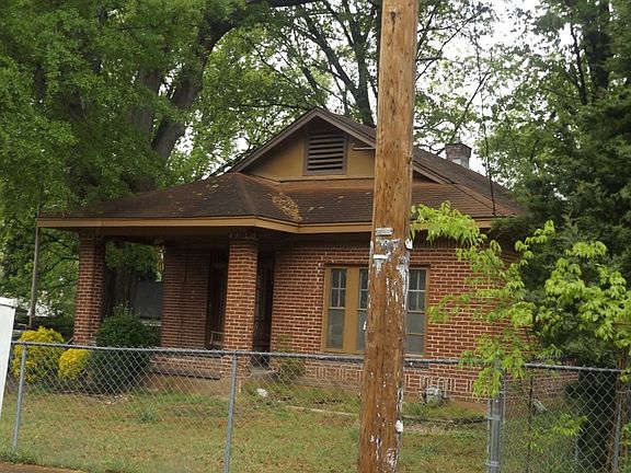 2nd image of 3504 Mayflower Ave