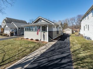 138 W Windsor Ave, Lombard, IL