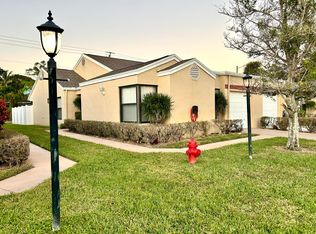 4580 Amherst Cir APT 81, West Palm Beach, FL 33417