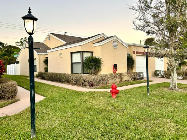 4580 Amherst Circle #81, West Palm Beach, FL 33417