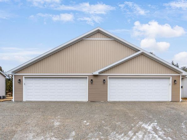 W274 Madison AVENUE, Ixonia, WI 53036