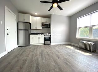 4758 N Maplewood Ave #302, Chicago, IL 60625