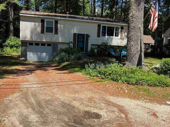 15 Port Wedeln Rd, Wolfeboro, NH 03894