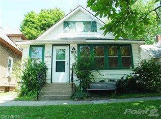 811 Michigan Ave, Saint Joseph, MI 49085