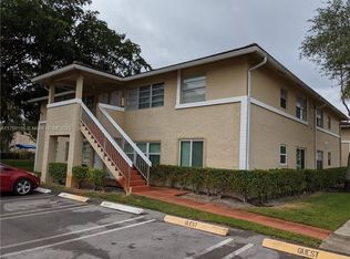 Lakewood Village, Coral Springs, FL 33071
