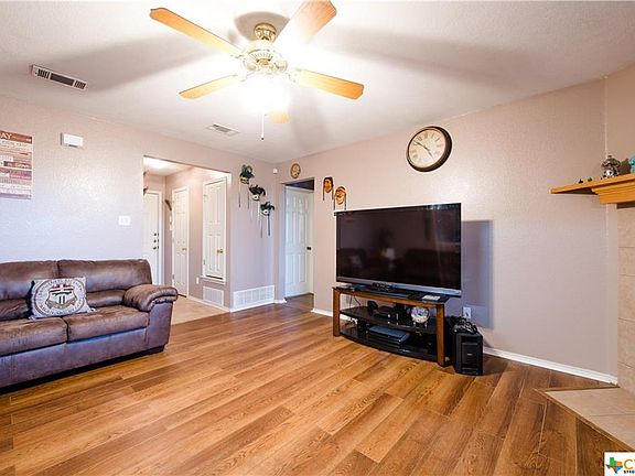 4th image of 1303 Katelyn Cir