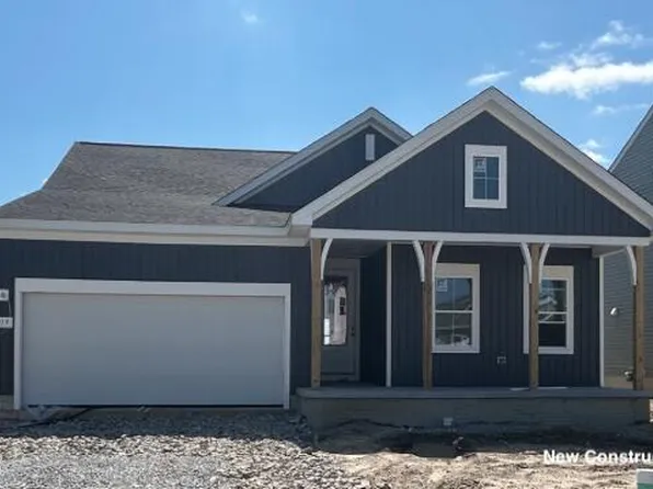 919 Darter Dr, Bowling Green, OH 43402