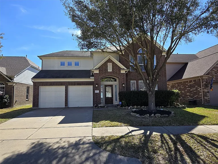 19427 Egret Wood Way — Photo 1