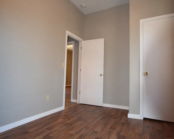 1211 N Rogers Ave — Photo 16