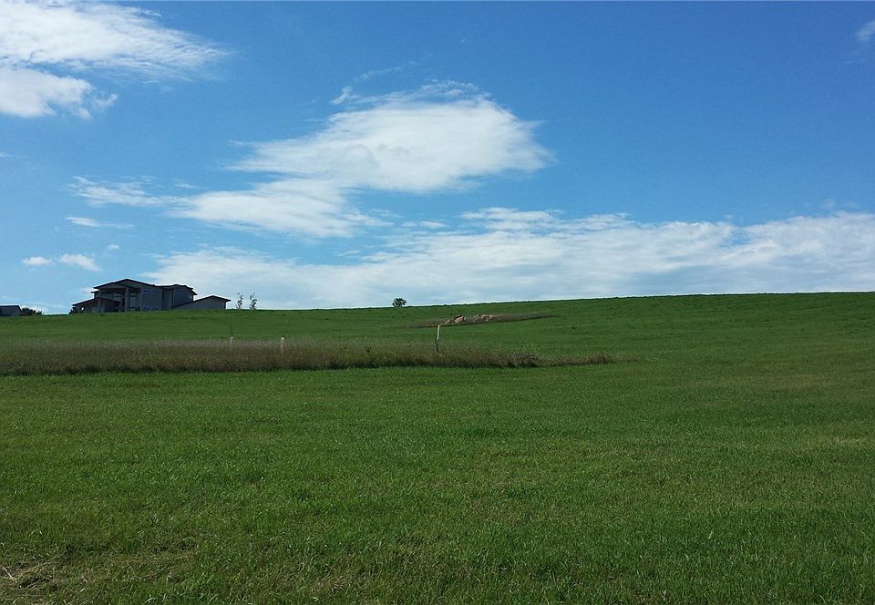 2nd image of LOT 18 Polo Pointe Development Lot 18