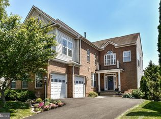 43363 Fullerton St, Ashburn, VA