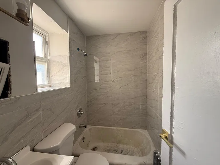 189 S Jefferson St #2 — Photo 6