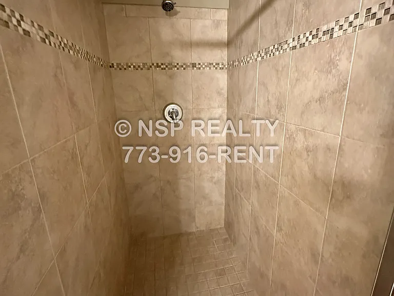 2-426 Itasca Pl — Photo 11