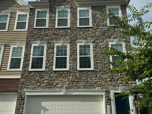 6856 Bryson Cir, Haymarket, VA 20169