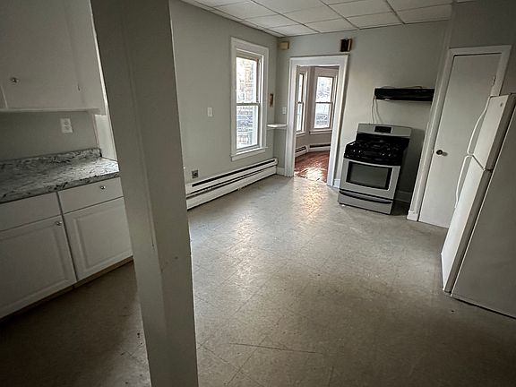 3rd image of 22 Putnam St #1