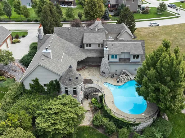 160 S Lakeview Way, Ashland, NE 68003