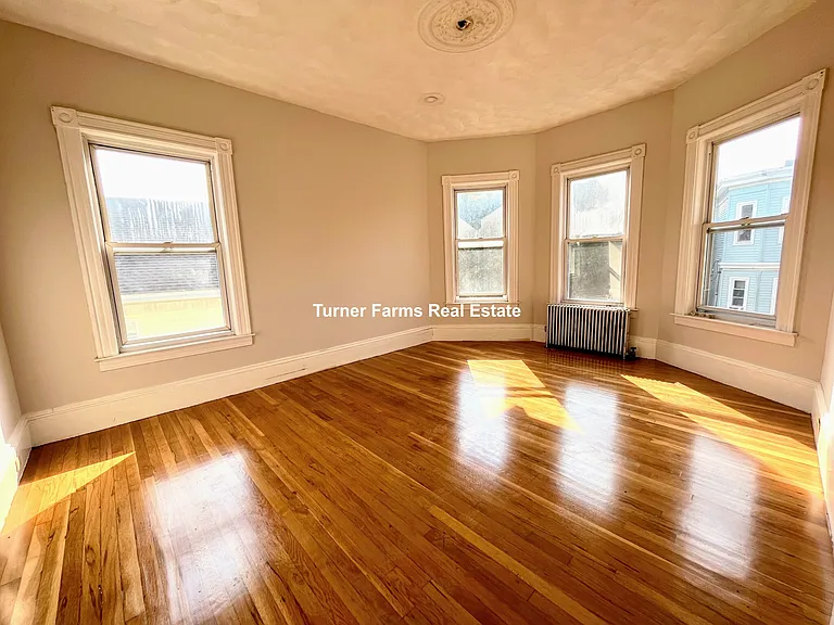 22 Humphreys St #3A — Photo 8