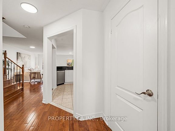 4th image of 56 Goode St