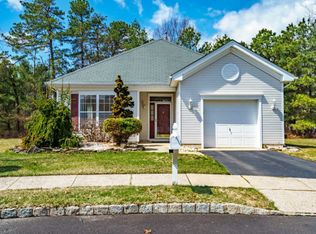 9 Fallcrest Ct, Lakewood, NJ