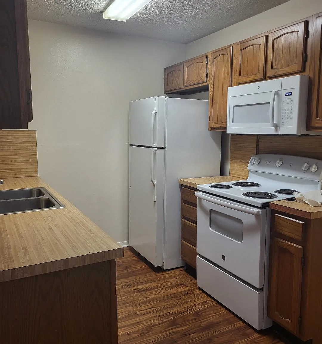 1 bed, 648 sqft, $950 — Photo 4
