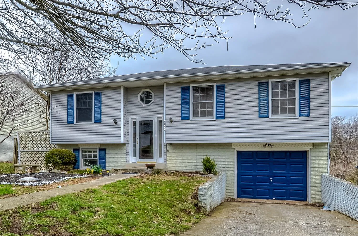 2152 Deauville Dr photo 1