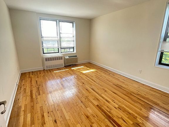 5th image of 172-90 Highland Ave #C6