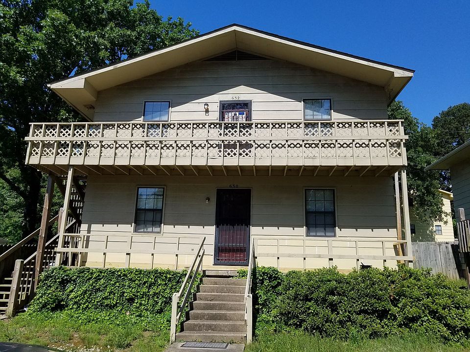 1st image of 634 N Van Buren St