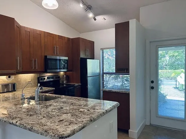 3054 S Oakland Forest Dr #2206 — Photo 17