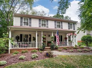 630 Heathermoor Ct, Charlotte, NC 28209