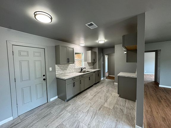 5th image of 7014 Grand Valley Dr #7014