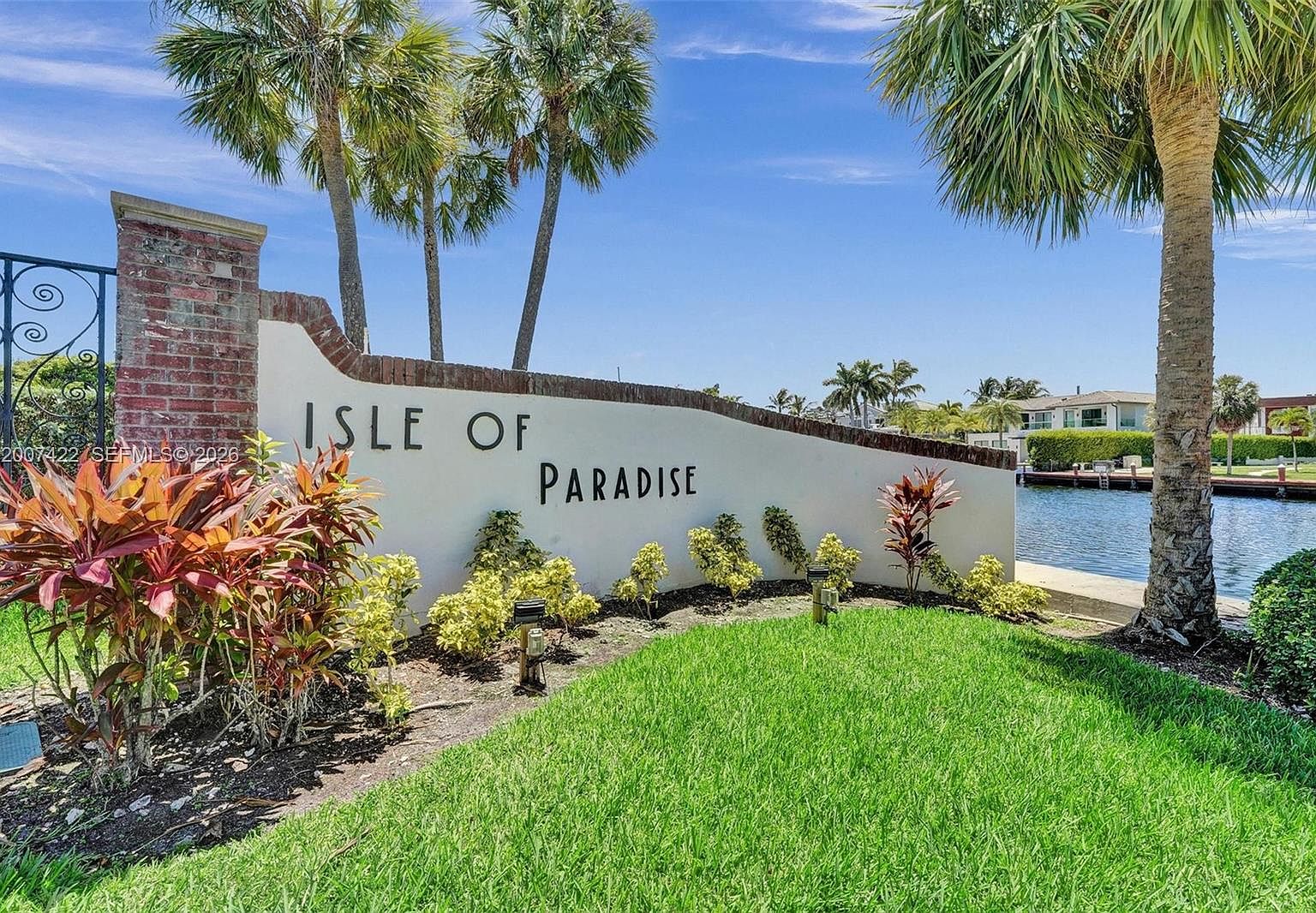 455 Paradise Isle Blvd APT 104, Hallandale Beach, FL 33009 | MLS