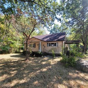 38227 Chestnut Ridge Rd, Elyria, OH, 44035